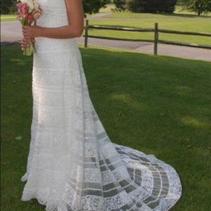 Stunning Maggie Sottero Wedding Gown